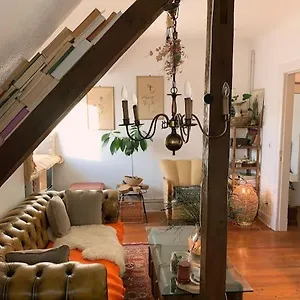 Artist Apartment, Skyline View & Breakfast Inclusive Apartment Hamburg